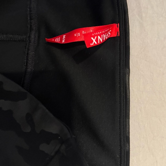 SPANX Black Camouflage Leggings - Faux Leather - Picture 3 of 4